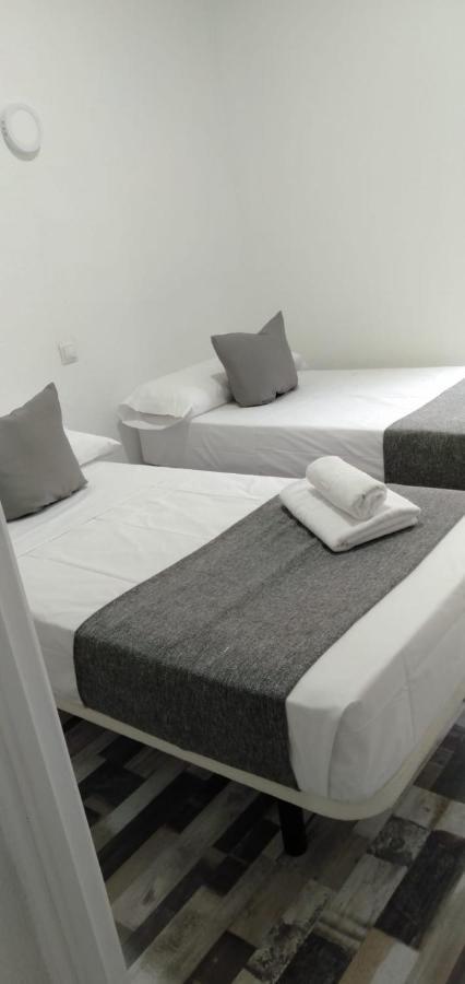 Hotel H Noche y Dia à Madrid Extérieur photo