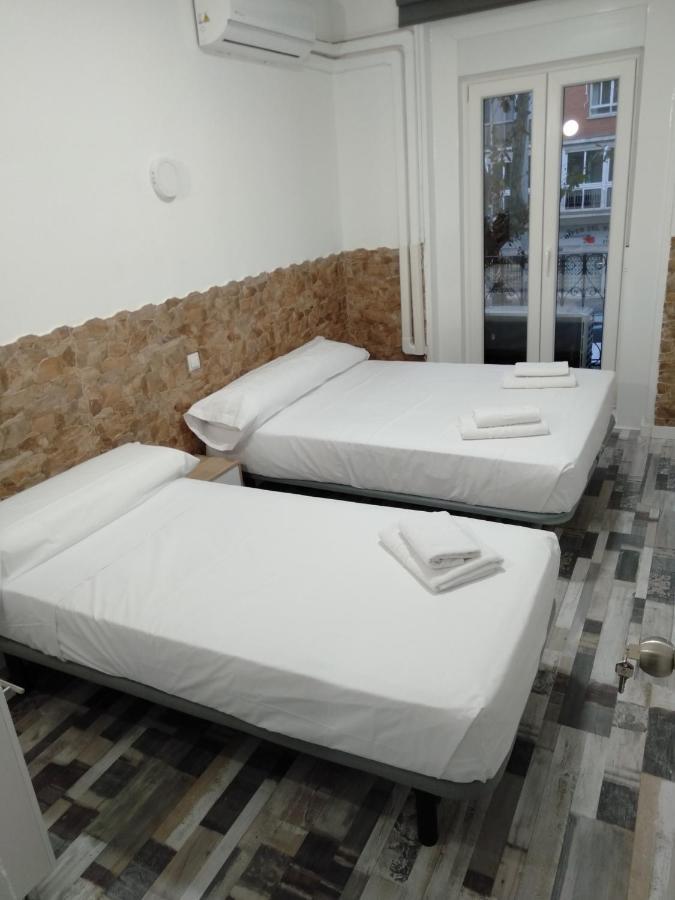 Hotel H Noche y Dia à Madrid Extérieur photo